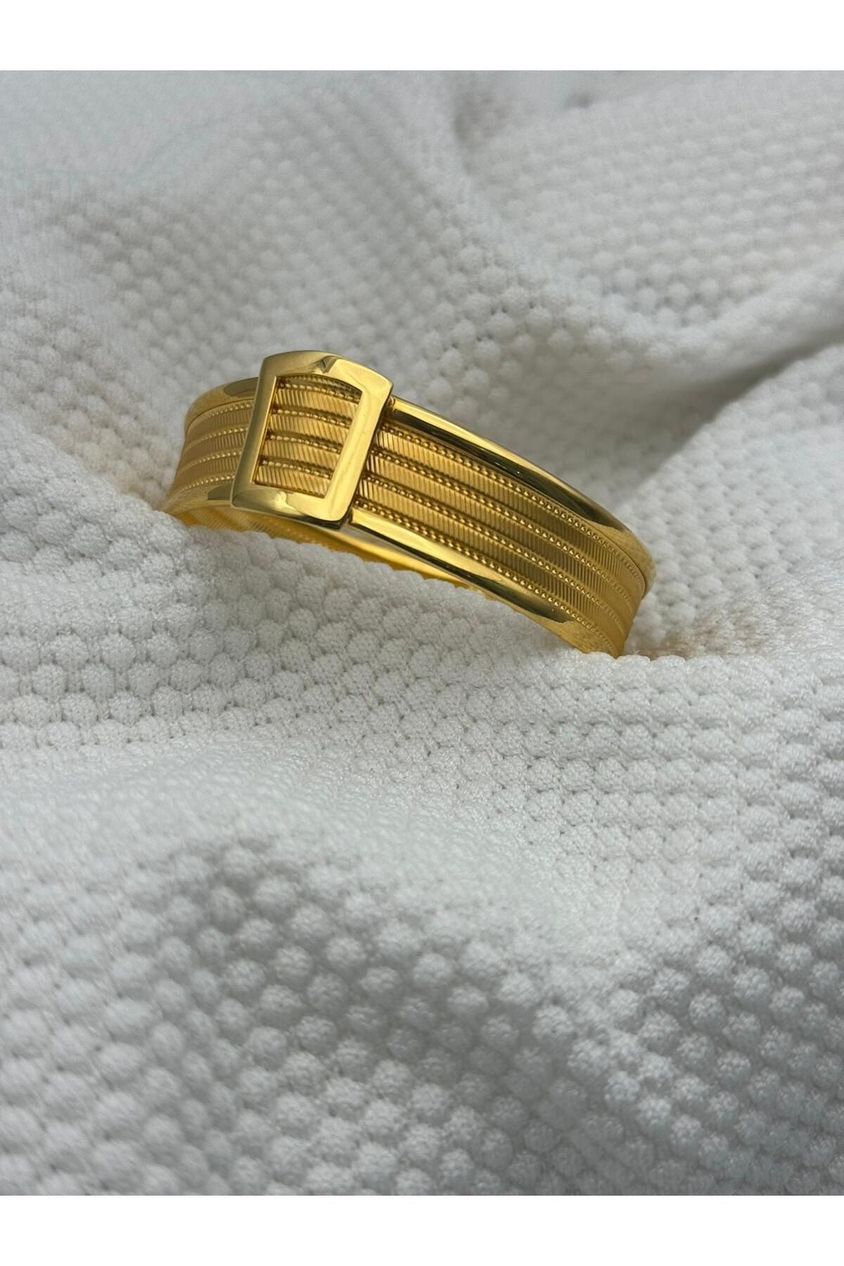 14 Carat Gold 3 Row Rize Cuff