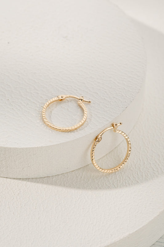 14 Ayar İnce Kalemli Halka Altın Küpe