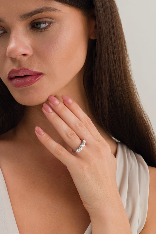 14 Ayar Beştaş Montür Altın Yüzük