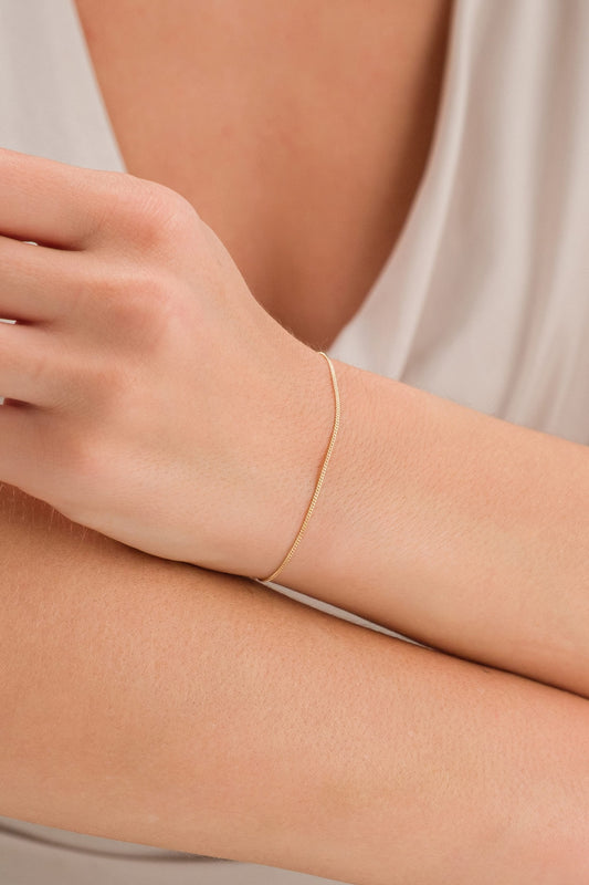 14 Ayar İtalyan Minimal Altın Bileklik