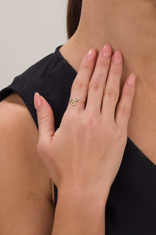 14 Ayar Melek Kanadı Tasarım Taşlı Altın Yüzük