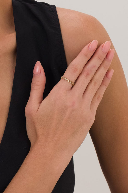 14 Ayar Sıralı Taşlı Çıtır Altın Yüzük