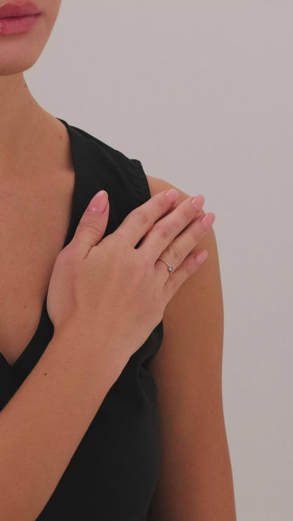 14 Ayar Mavi Taşlı Kalp Çıtır Altın Yüzük