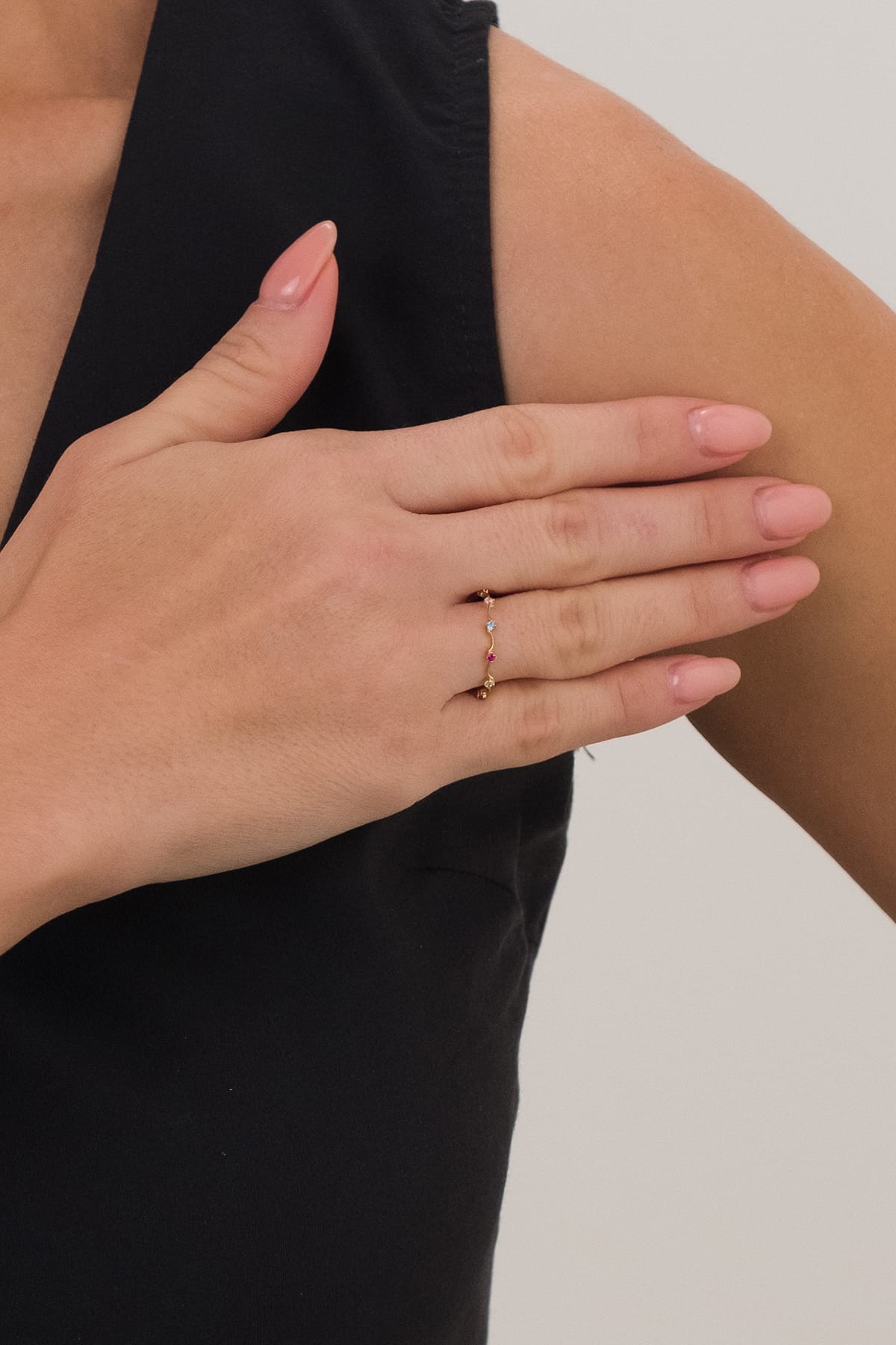 14 Ayar Renkli Dalgalı Tasarım Çıtır Altın Yüzük