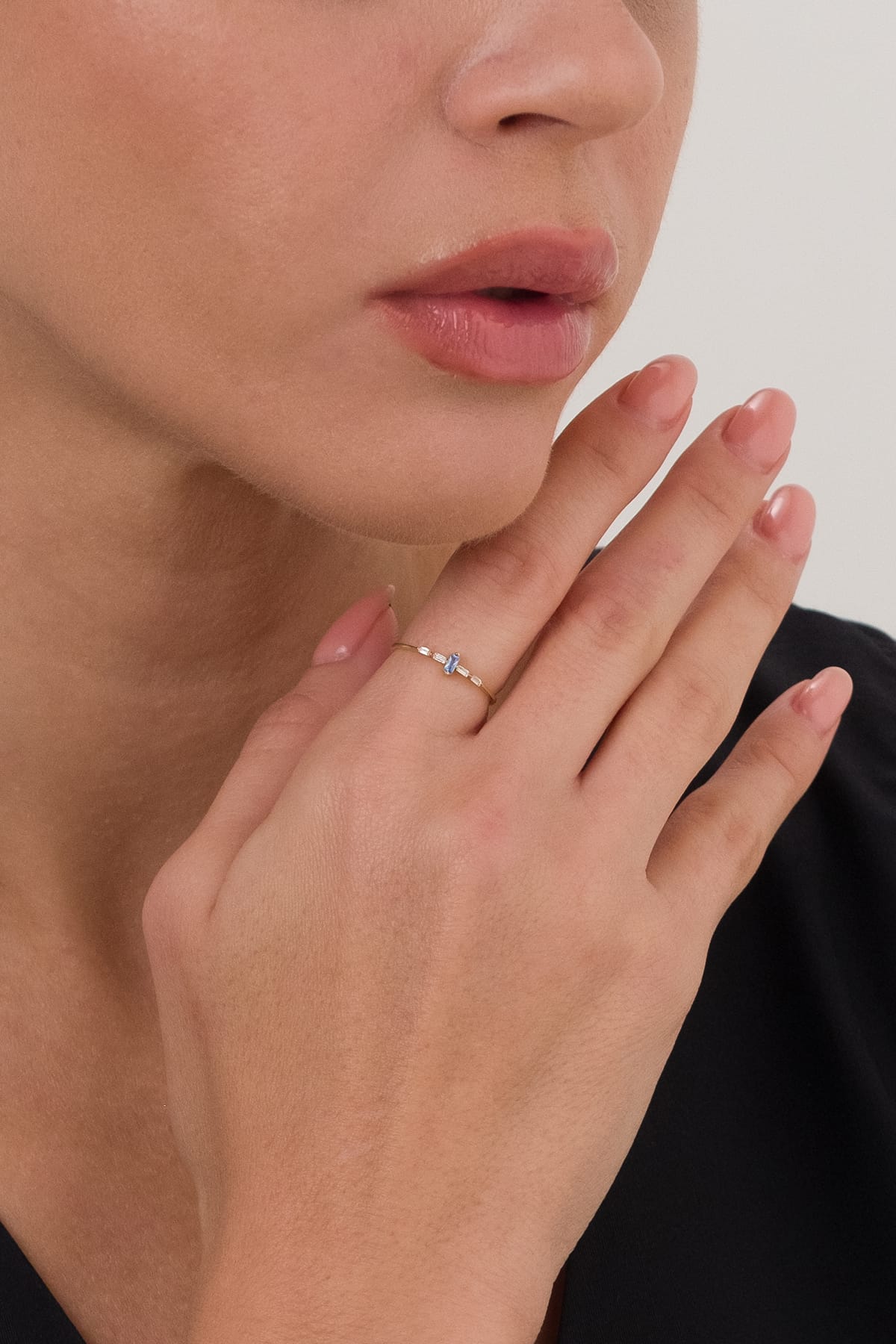 14 Ayar Mavi Taşlı Çıtır Altın Yüzük