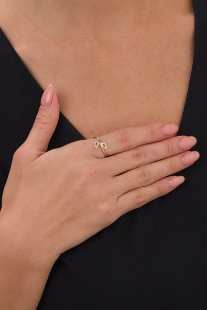 14 Ayar Melek Kanadı Tasarım Taşlı Altın Yüzük