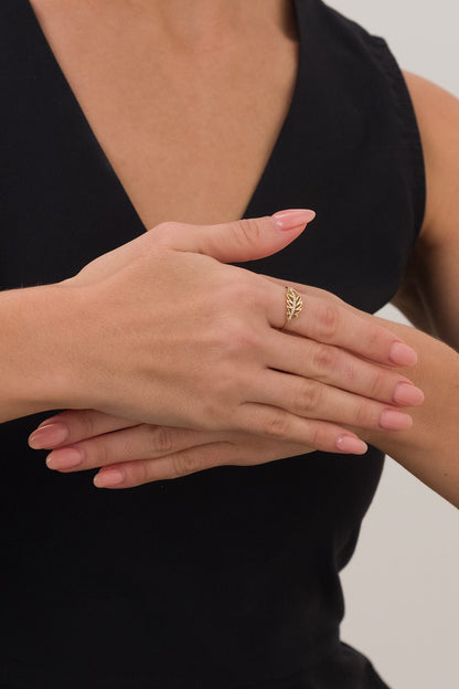 14 Ayar Kanat Tasarım Taşlı Çıtır Altın Yüzük