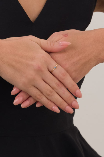 14 Ayar Mavi Taşlı Burgu Model Çıtır Altın Yüzük