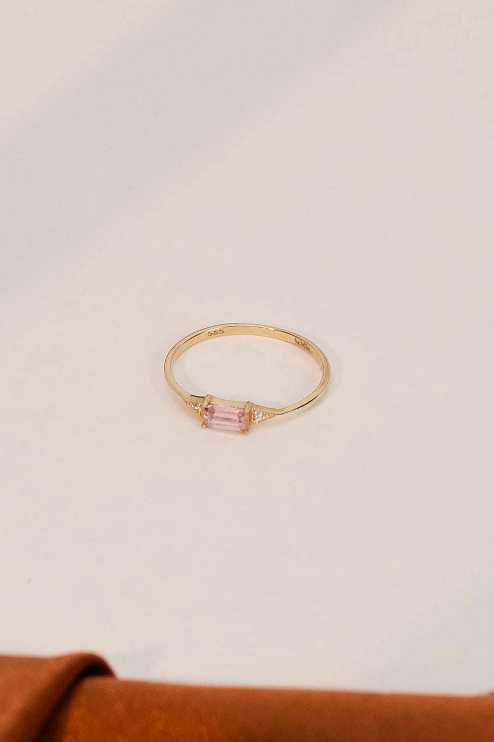 14 Ayar Pembe Çıtır Altın Yüzük